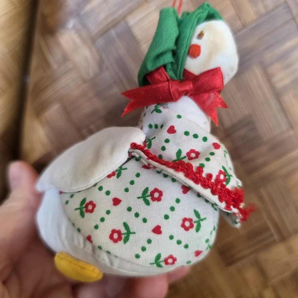 Mother Goose Christmas Ornament Stuffed Fabric‎ Vintage Cottagecore Grandmacore